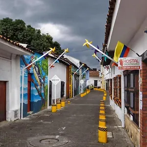 casa-colonial-en-pleno-centro-historico-de-cali-se.cali-hotels.com/